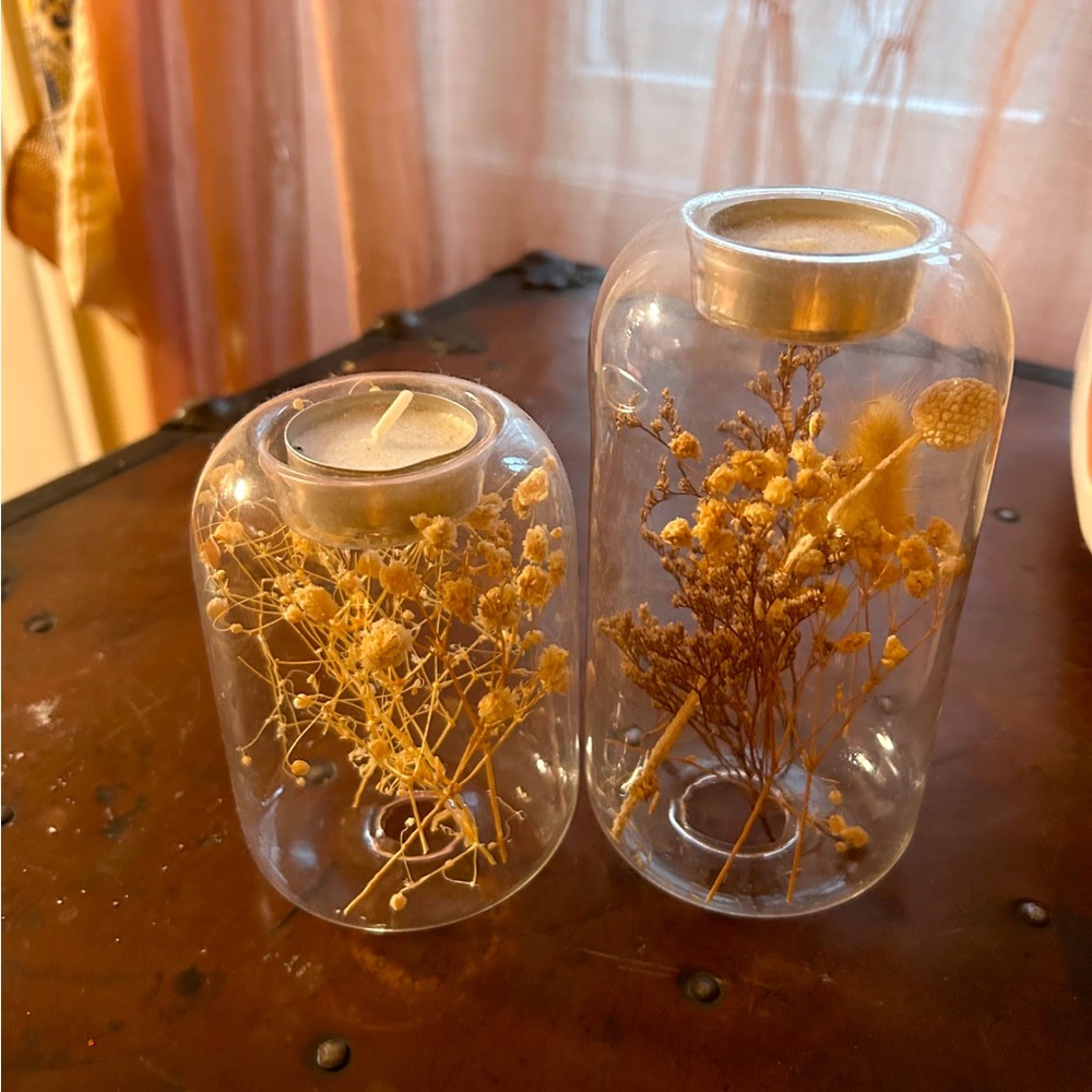 Glass tea light holders